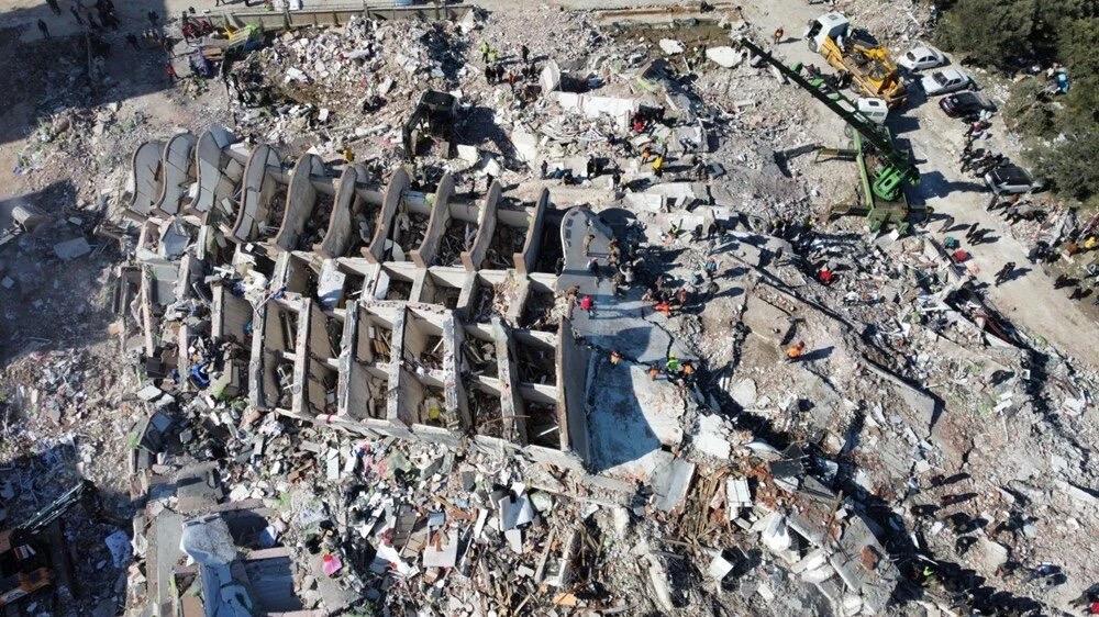 土耳其6.8级地震,超1000人伤亡土耳其遭遇罕见地震，一次震撼全球的灾难，超千人伤亡牵动人心