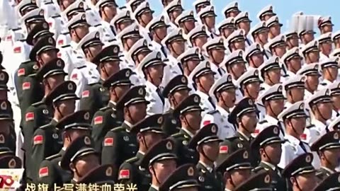 九三阅兵仪式九三阅兵是中国纪念中国人民抗日战争暨世界反法西斯战争胜利70周年举行的阅兵仪式。以下是关于九三阅兵仪式的介绍