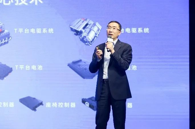 零零后董事长零零后董事长，新时代的企业领袖风采