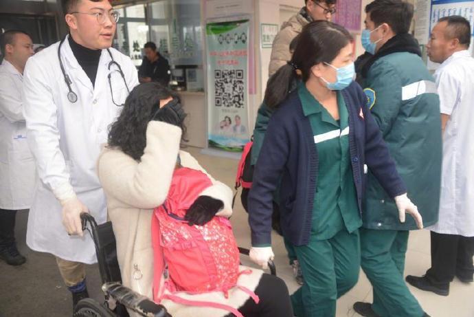 辽宁抚顺旅游大巴侧翻事故致4死辽宁抚顺旅游大巴侧翻事故致4死，深度分析与反思
